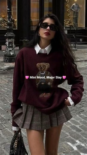 Pleated mini skirts are such a vibe 💕 How would you wear yours — casual or chic? 👇#miniskirtstyle