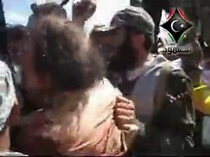 Graphic video shows Gaddafi captured alive