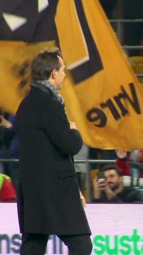 What a reaction for our new boss 💛