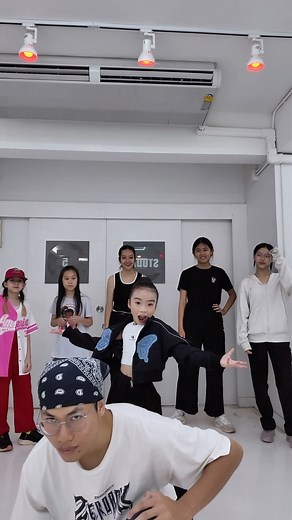 Janet jackson : Rhythm nation ✨ 🔥 Choreography by KRU. @saimake ♥️ DANCER: น้องโฟกัส 8ขวบ หมีพูห์ MYDA ATHLETES TEAM 📍 คลาส Basic & Foundation 📌ทุกวันอาทิตย์ ⏰ 16:00-17.00 🏛️ Location: MYDA STUDIO CHIANGRAI 💃🔥 สนใจสอบถามข้อมูล 📞 083-9454194 | 064-7949591 #MyDanceAcademy #ChiangRaiDance #StreetDance #Foundation #Basic #เรียนเต้นเชียงราย #ตึกขาวเชียงราย #LetsDance 🎶 | MY Dance Academy