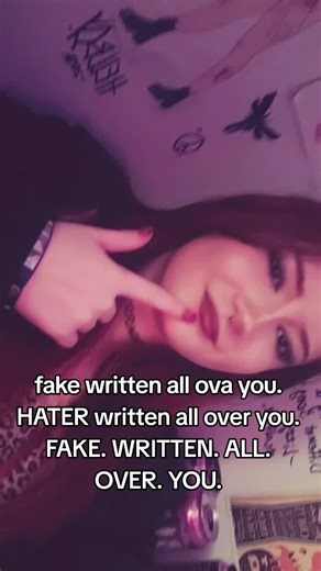 RORYY ᖭ༏ᖫ (@temuediblegummiezz)’s videos with fake written all over u - Molly Veidman