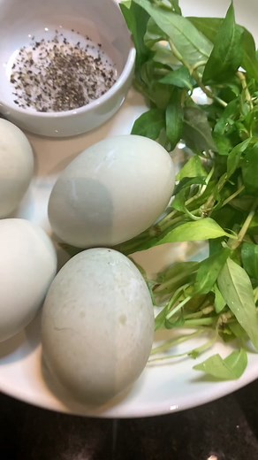 How to Cook Balut (Duck Eggs) in 20 Minutes