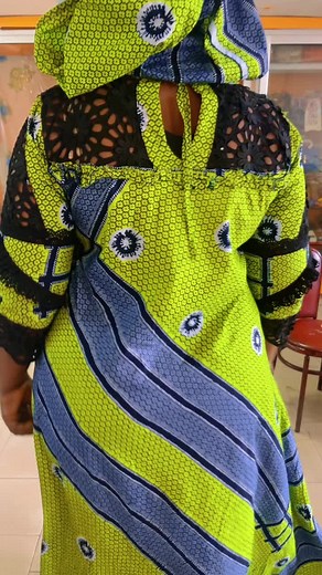 Traditional African Dress Showcase: Vibrant Styles
