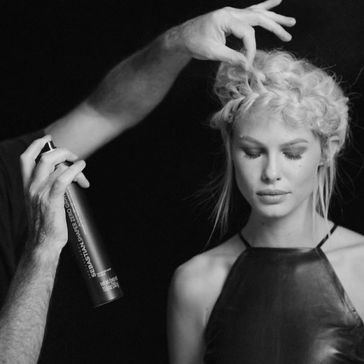 Liberte sua imaginação com Shaper Zero Gravity: o primeiro spray de styling a ser usado de ponta cabeça. | Sebastian Professional