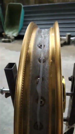 Sealing the wheel for tubeless applications. #dirtbike #trailbike #offroadbike #adventurebike #bike