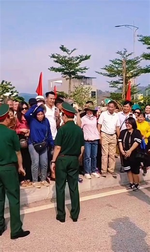 Vị đại tướng hết lòng vì dân - Mãi iu Bảo Linh, Đức Thiêng An Tử