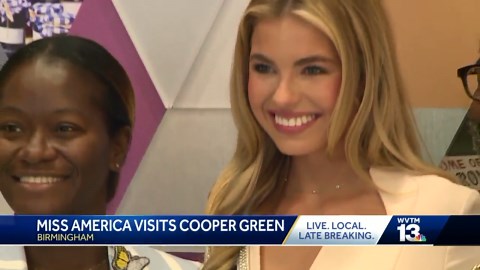 Miss America Abbie Stockard visits medical staff at Cooper Green