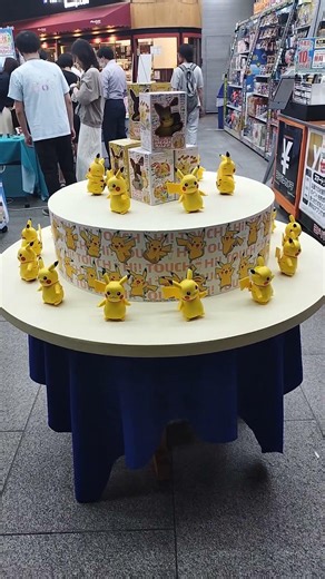 【ピカ柱？！？！】ピカチュウ大量発生の現場を目撃！！！