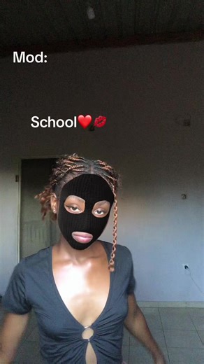 School💋🫦😂😂