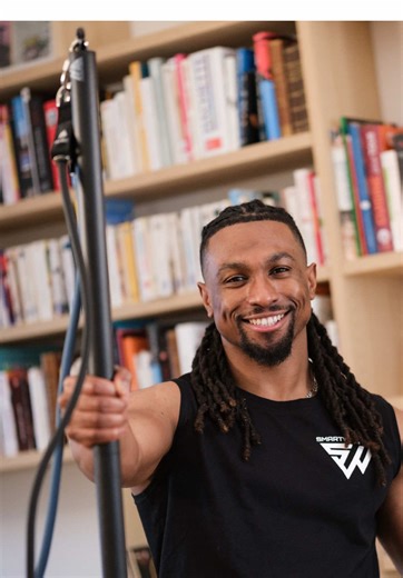 Tu paies encore 30€/mois ton abonnement à la salle de sport ? Pour moins de 100€ tu peux avoir ta salle de sport chez toi grâce au pack d’élastiques SmartWorkout 🦾 Tout ce qu’il te faut pour t’entraîner chez toi 👇 : - 7 élastiques pour ajuster la résistance de 5kg à 120kg - 1 barre qui résiste usqu’à 200kg - 2 poignées extra-large - 2 sangles de cheville - 1 ancrage de porte - 1 app avec pleins de programmes d’entraînement en vidéo ✅ Garantie à vie 👉 60j satisfait ou remboursé Commente PACKCO