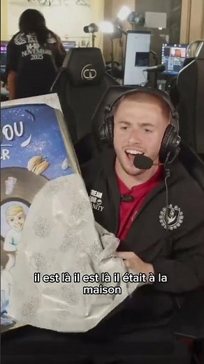 Michou offre son premier disque d'or