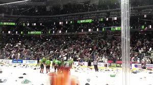 Here come the teddies for this year’s Edmonton Oil Kings Teddy Bear Toss in support of 630 CHED Santas Anonymous! A record 14,981 bears were tossed! | 630 CHED