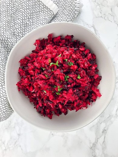 4 Ingredient Raw Beet Salad - MegUnprocessed