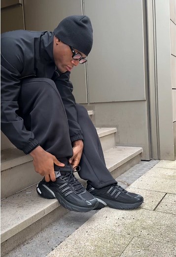 Adistar XLG: The Ultimate Footwear for Everyone