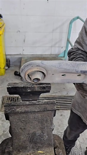 ‏Lower arm bush replaced successfully easy work #automotive