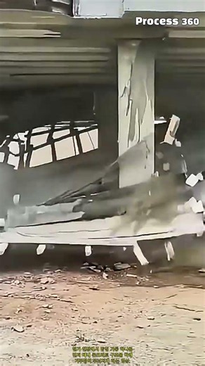 철거 현장 콘크리트 구조물 거푸집 제거 공정 및 안전 작업 절차 #worker #process #demolition #construction #engineering