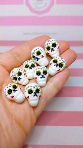 Painting sugar skull Minis #miniatureart #sugarskulls #DayOfTheDead #clayearrings #handmadejewelry