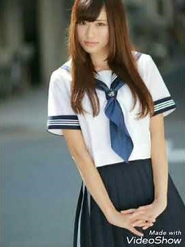 岡田奈々 女学生