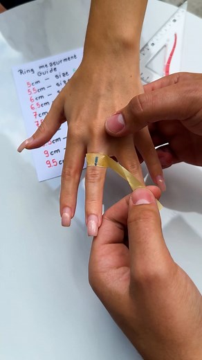 494K views · 1.1K reactions | Find your ring size at home ✨ #easy #ringsize #measuring | Beamish DIY | Facebook