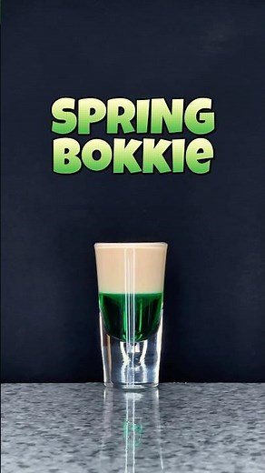 SPRINGBOKKIE SHOT 💚 #shots #cocktails #cocktailrecipe #layeredshots