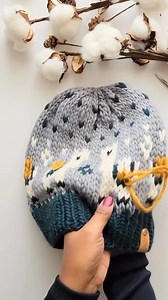 2.8K views · 15 reactions | Ti sei mai chiesto come fare un Duplicate Stitch? 樂 Bene, ecco un piccolo tutorial di @woolandknits in cui spiega passo dopo passo come farlo ❤️✨ https://bit.ly/4gCPU2Y | We Are Knitters | Facebook