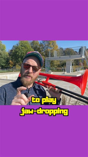 Jazz Players, what's your worst nightmare? 😴 🛌 👹 Jumping from a springboard and finding out there is no water in the pool? Or forgetting the chord changes of the tune you play live on stage? If it is #2 I might be able to help you... Look: If you want to play jaw-dropping solos live on stage with confidence, you need some shift of mindset first. And this works for ANY instrument! 🎷🎸🎺🎹🪕🎻🎶 ❌Practicing scales all day is not helpful ❌There are no shortcuts to learning how to improvise ❌The