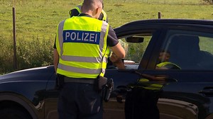 Kontrollen: Bundespolizei an Grenze