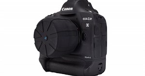 Kuvrd universal lens cap protects and waterproofs your entire lens collection