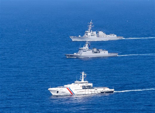 Philippine Forces Hold Naval Drills with U.S., Japanese Warships Near Taiwan - USNI News