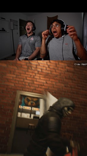 Dodged a jump-scare just to get folded like an omelet 😔 #jumpscare #youtube #scary #gaming #horror