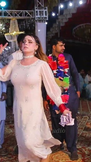 Na Chars Da Na Sharab Da | Wania KhanZadi
