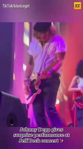 Johnny Depp ROCKS OUT at Jeff Beck Concert #shorts