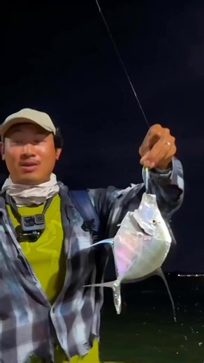 Hey Skipper on Instagram: "Day Fishing vs Night Fishing… BIG Difference 😳🤯 Fishing twice a day hits different. 🎣🌞🌙 During the day, it felt DEAD and HOT with mostly tiny pinfish testing our patience. Then night fell, the vibe changed, and so did the bite. The setups from other anglers were amazing; it felt like nighttime was the perfect time to fish. Heavier hits and completely different fish on the line. Same spot. Same setup. Two totally different experiences. Which do you prefer? Day ☀️ o