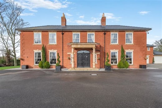 STAR PROPERTY: 'Gorgeous' family home listed with guide price of £1.25m