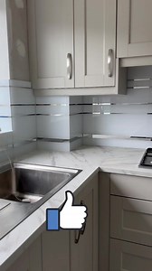 59K views · 623 reactions | Kitchen splashback glass #Ireland #Ireland #toughened #heat #tile #mirror #design #Kitchen #Splashback #idea #gold #Backsplash #New #kitchenremodel | 3D Splashbacks | Facebook