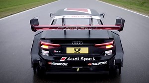 Turn up your volume to the max! 💪 🎶 #LeagueofPerformance | Audi Sport