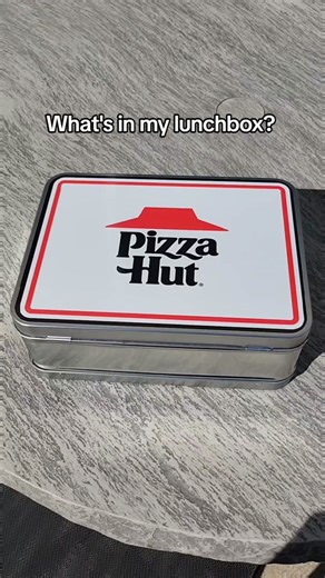 Delicious Personal Pan Pizza Varieties at Pizza Hut