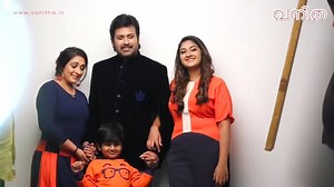 717K views · 6.5K reactions | യൂട്യൂബിൽ വൈറലായ വനിത കവർ ഷൂട്ട് വിഡിയോ...