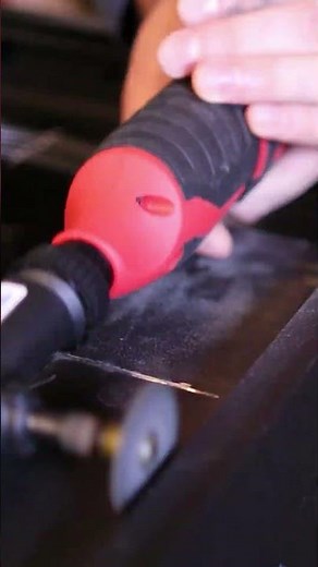 DIY - Cutting the PC case - literally.