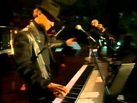 Bee Gees - Stayin' Alive - Live Berlin 1991