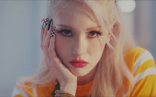 【中韩字幕】JEON SOMI 'XOXO' MV