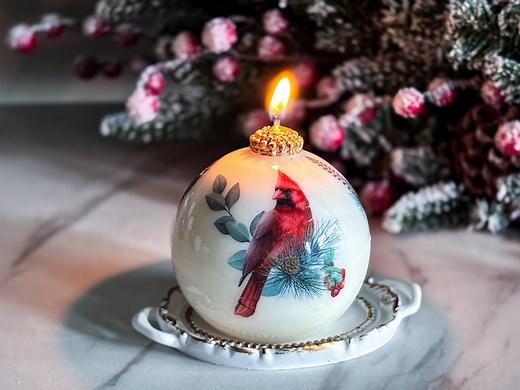 Cardinal Candle: Christmas Handmade Soy Beeswax Blend - Holiday Decor - Etsy