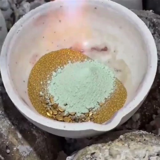 Man Discovers Gold Inside SIM Cards — Real Gold Extraction Process Revealed!