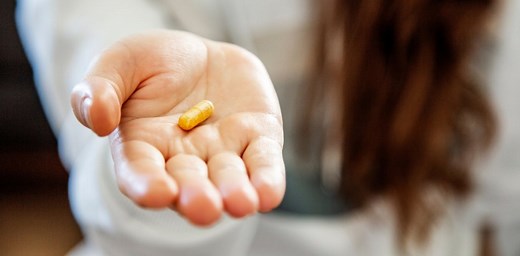 Too much vitamin B6 can be toxic. 3 symptoms to watch out for