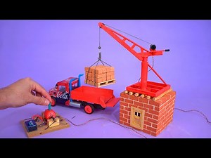 Make a Mini Crane for Construction with Recyclable Materials
