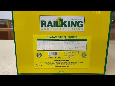 “Unboxing” MTH Gauge 1 ES44AC Union Pacific