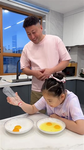 20K views · 110 reactions | #cat #kitten #cutecat #funnycat #cats #cute #catlife #funnyanimals #catsofinstagram #catlife #fyp | 小淼淼 乖乖 | Facebook