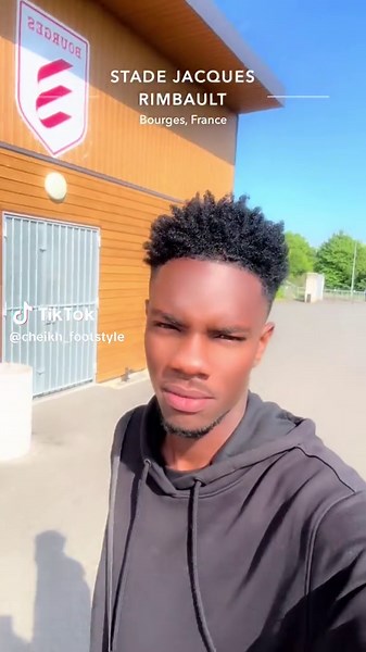 dès les premières touches de balle Ciré montre qu’il est prêt🔥⚽️ L’integralité sur Youtube🏃🏻‍♂️