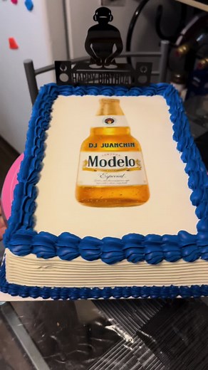 🍺 #cake #foryoupage #fyp #fypシ #cakedecorating #chrisbrown #connecticut #modelo #beer #modelobeer🍺