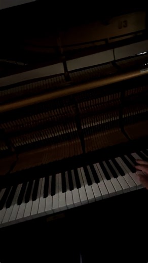 Mrs Magic Strawberry Piano Tutorial